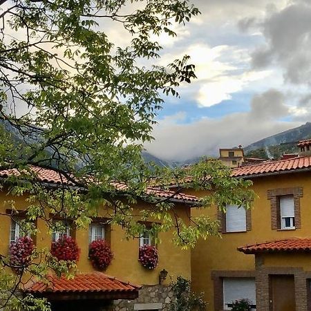 Casa Rural Sierra De Tormantos Guijo de Santa Bárbara Exteriör bild