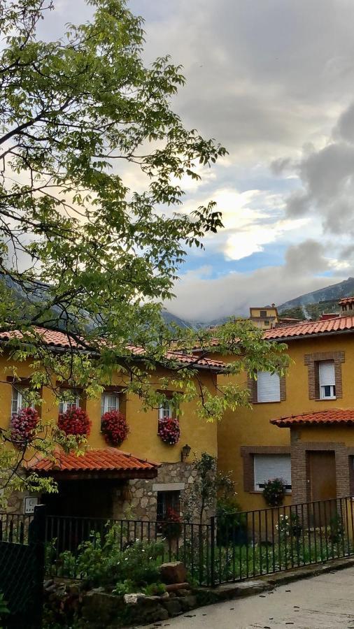 Casa Rural Sierra De Tormantos Guijo de Santa Bárbara Exteriör bild