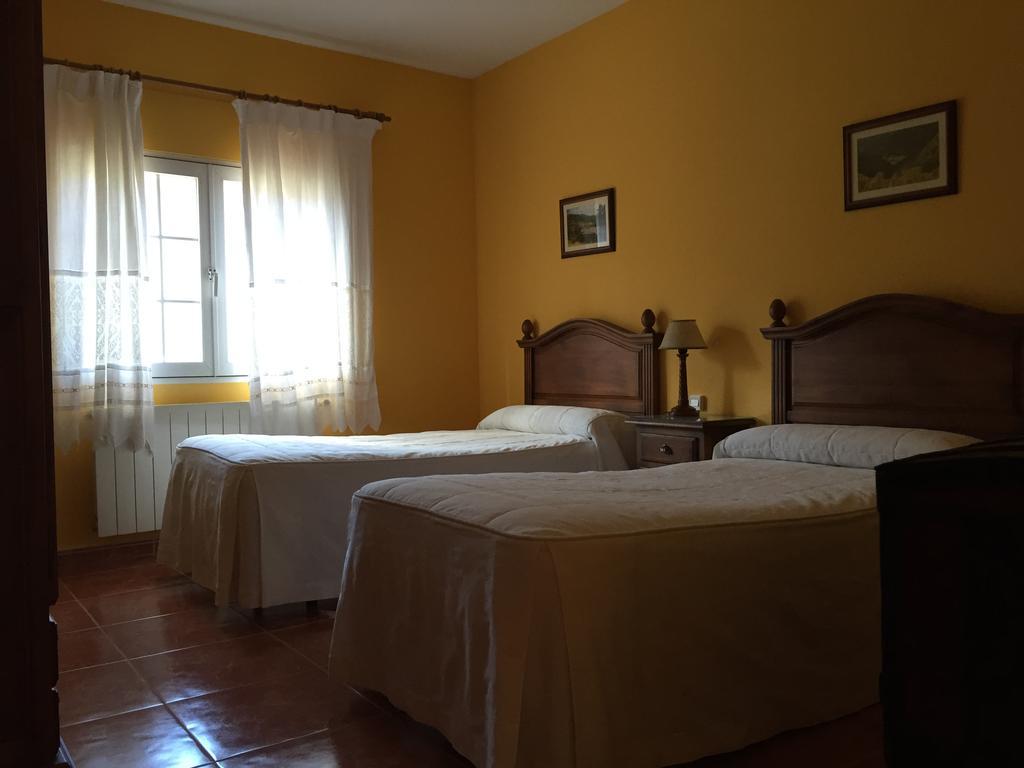 Casa Rural Sierra De Tormantos Guijo de Santa Bárbara Exteriör bild
