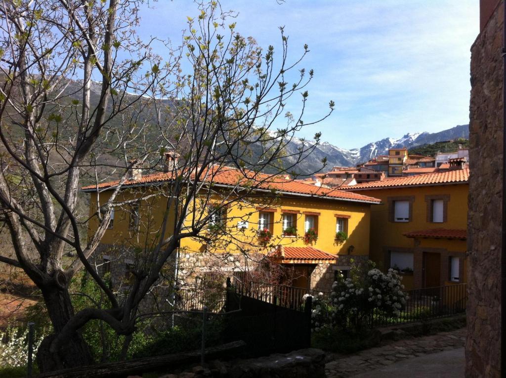 Casa Rural Sierra De Tormantos Guijo de Santa Bárbara Exteriör bild